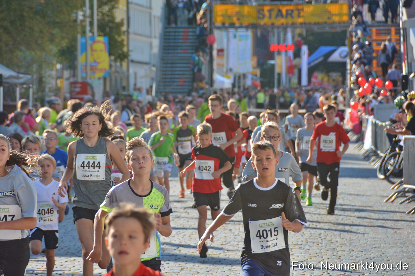 Unterer Markt Stadtlauf Neumarkt 2018 0028